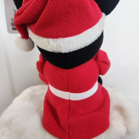 14" Minnie and Mickey Mouse Plush Christmas Winter Shelf Sitters NWT - Picture 10 of 12